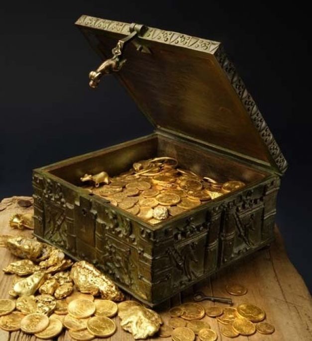 Cufărul, dolarii şi careienii