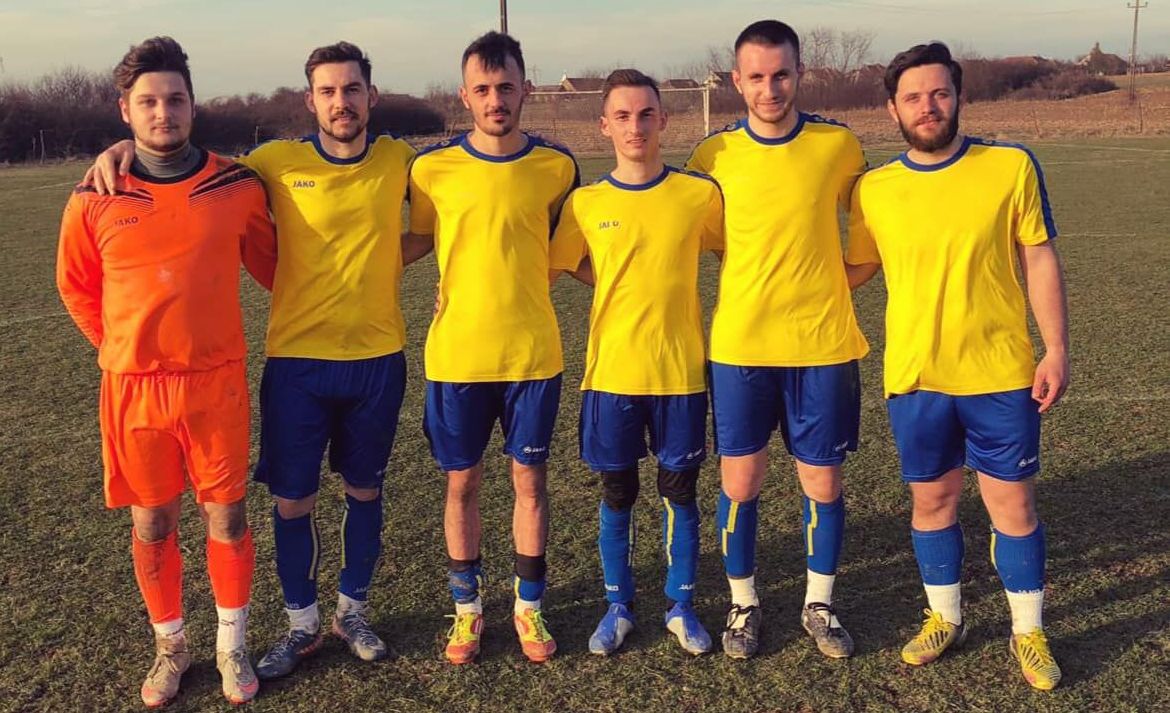 Se joacă în weekend în “Judeţ”. Program