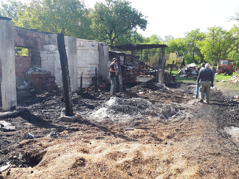 Apel umanitar pentru o familie rămasă fără casă din Cuța