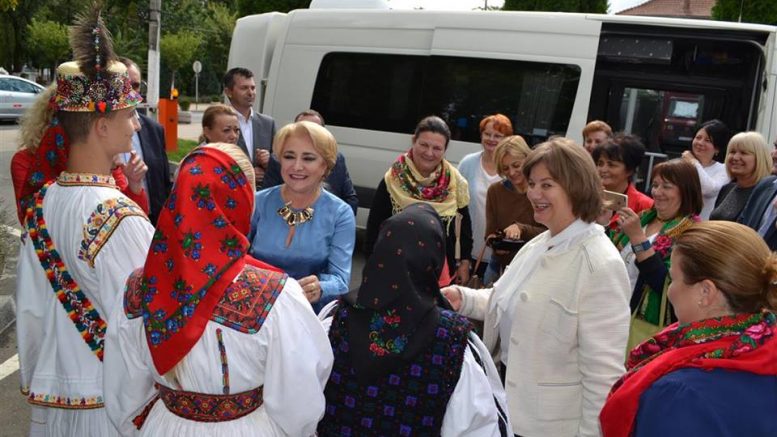 Premierul Viorica Dăncilă confirmă că vine la Sâmbra Oilor