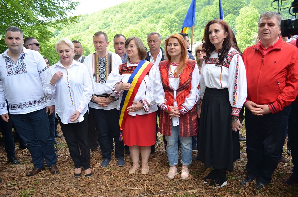 ”Români adevărați, oameni ospitalieri, cu bun simț”