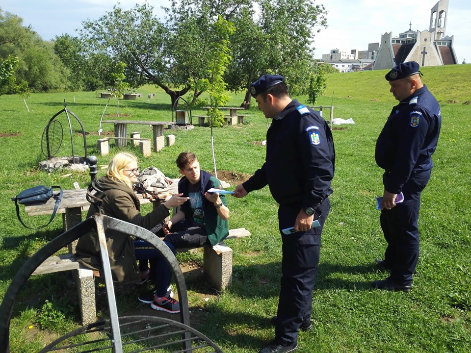 Jandarmii alături de cetăţeni în minivacanţa de 1 mai