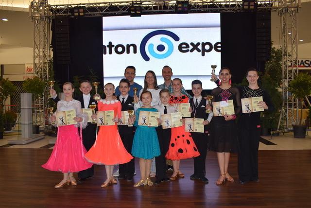 Dans sportiv  /  Loga Dance School pe podium la Oradea