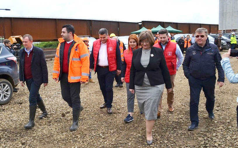 Ministrul Transporturilor, Răzvan Cuc, modernizează infrastructura rutieră a județului