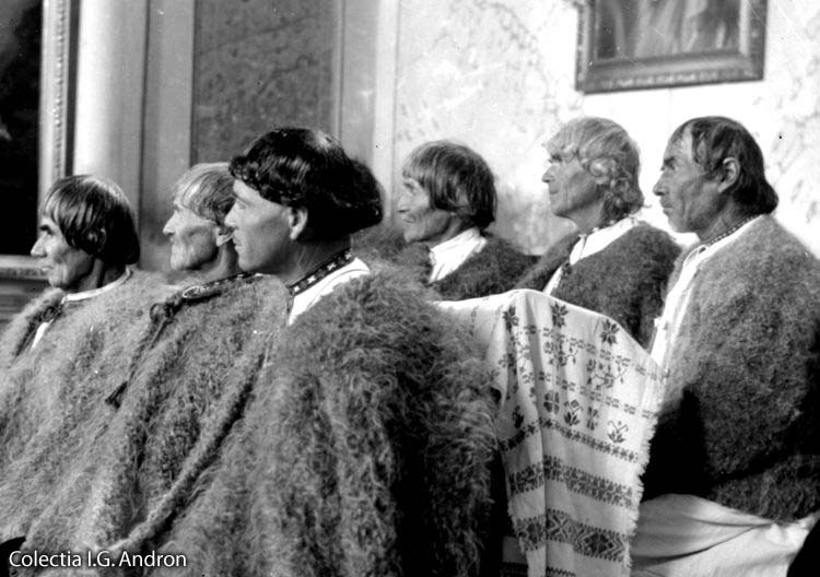 Cine erau locuitorii din “Munţii Lupilor”  şi cum erau ei văzuţi de cercetătorii străini