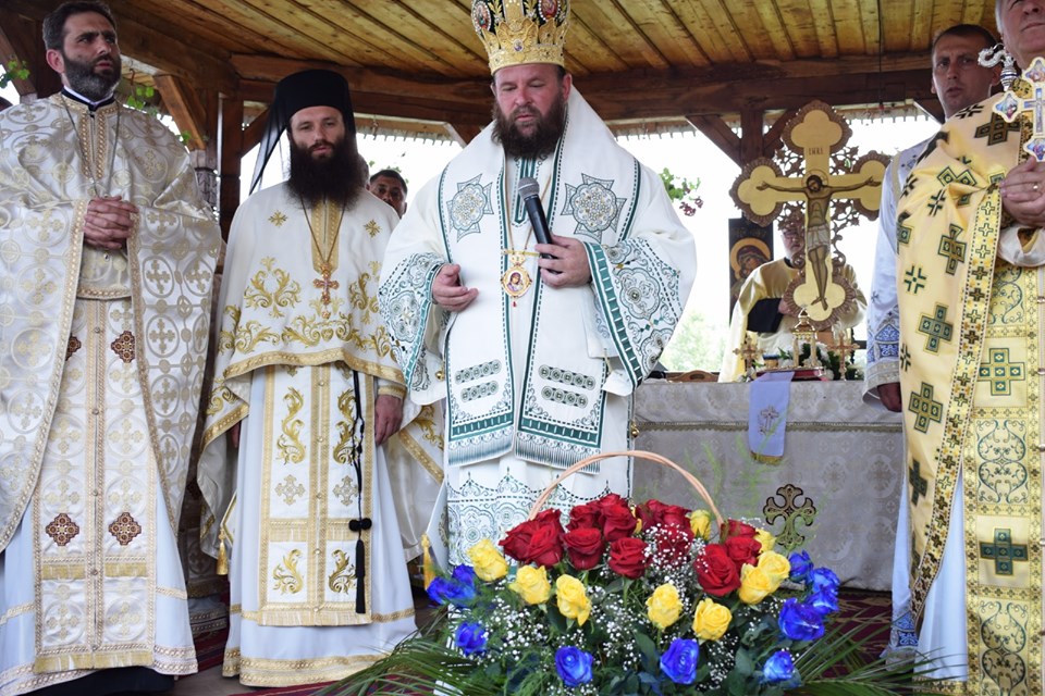 Hram la Mănăstirea Țeghea