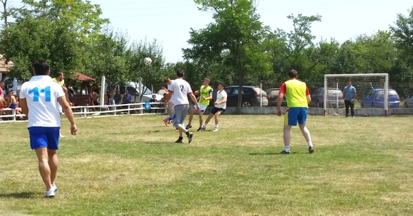 Invitație la turneul de la Aliza