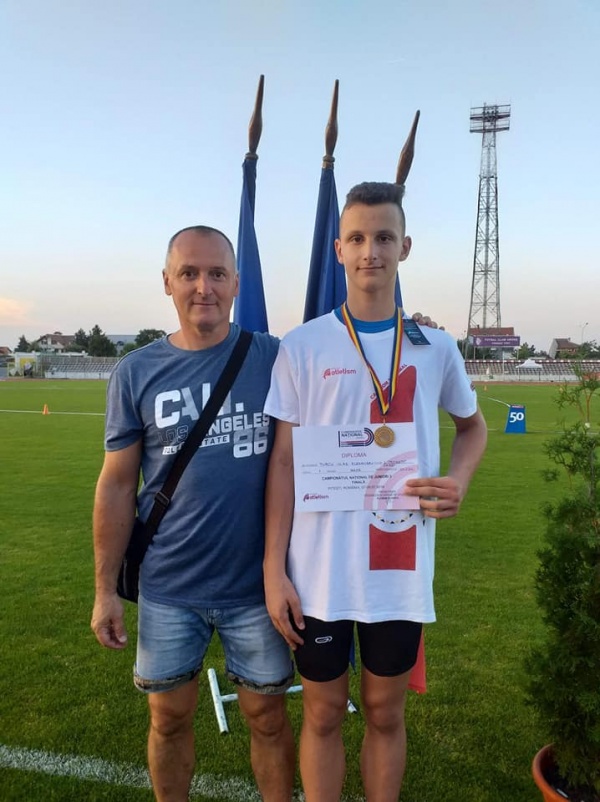 Vlad Turcu din Carei, cel mai bun aruncător de suliță din țară