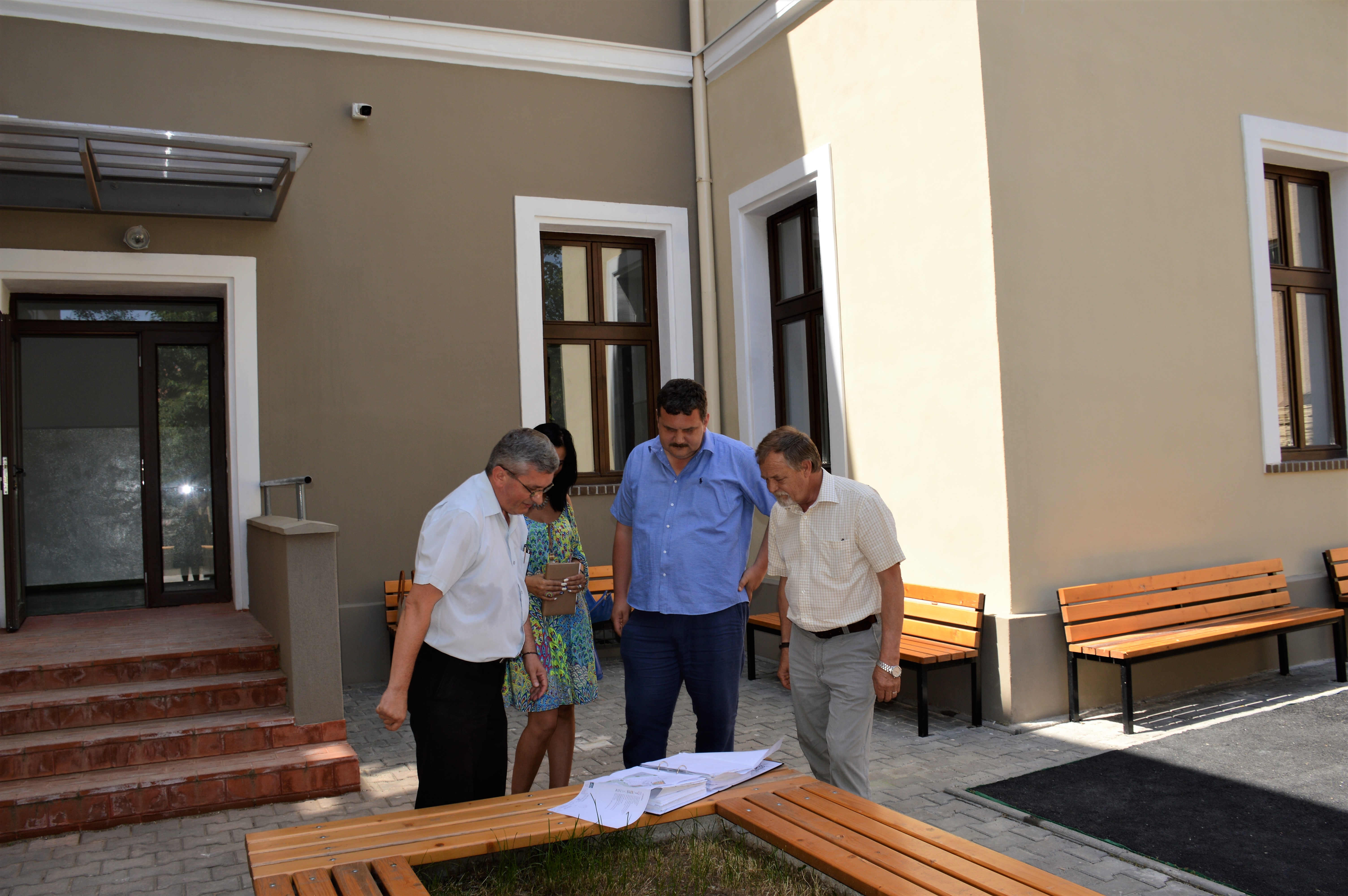 Clădire modernă pentru școlarizarea copiilor cu nevoi speciale