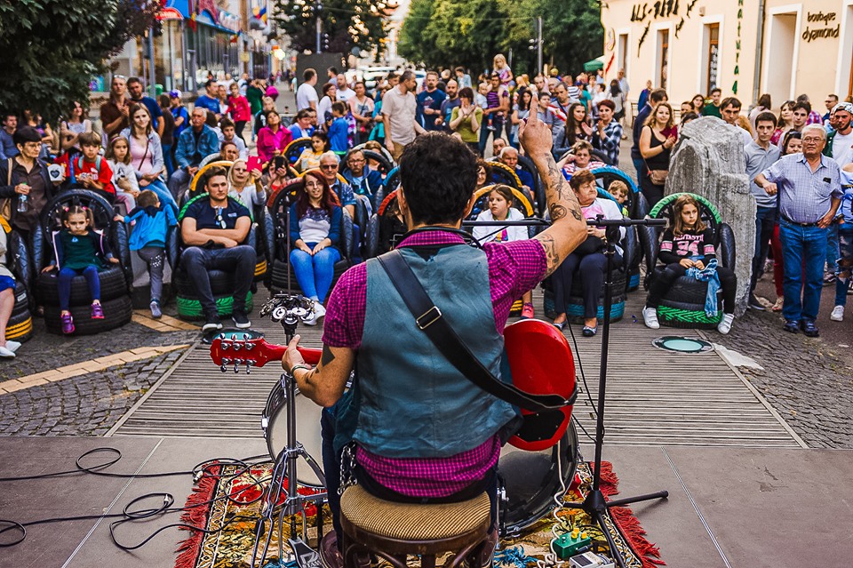 Un altfel de Sătmar... Ritm, culoare, veselie și mult bun simț  la Street Music Festival