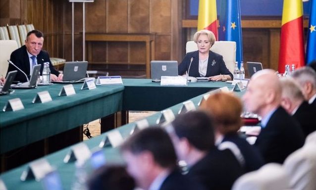 Guvernul stabileşte data alegerilor prezidenţiale pentru 10 noiembrie