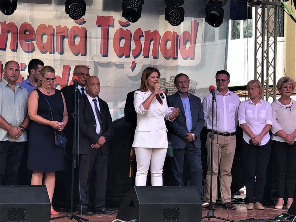 Deputatul PSD de Satu Mare, Ioana Bran, prezentă la sărbătoarea orașului Tășnad