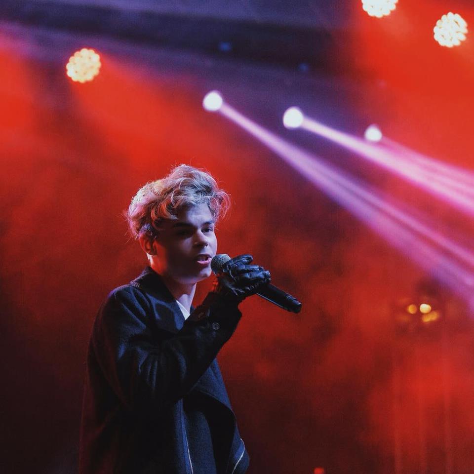 Careianul Manuel Chivari, de la Românii Au Talent, la “Unde te duce inima”