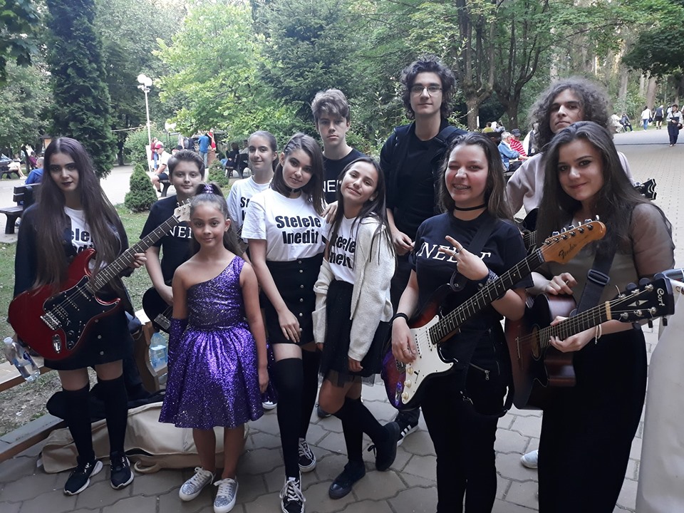 Inedit, trupa abonată la premii la Muzritm