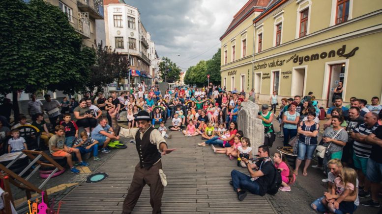 Promovare inedită a Festivalului Muzicii de Stradă