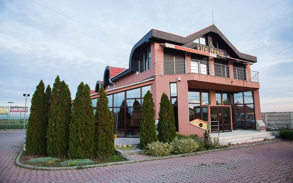 Vila Rania e de vânzare!