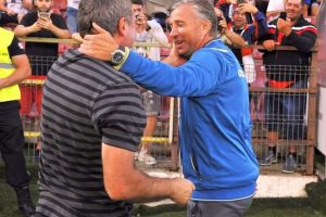 Petrescu vs. Hagi: „Suntem prieteni doar înainte și după meci”