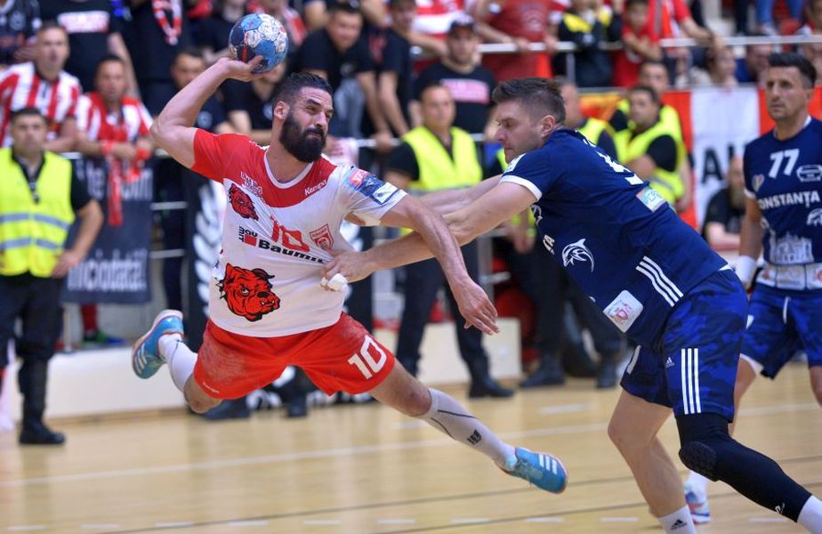 La handbal, Dinamo face spectacol în Liga Campionilor!