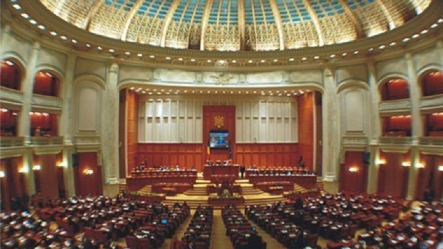 Deputaţii au depus un proiect la Senat care adaugă o circumscripţie electorală pentru Republica Moldova