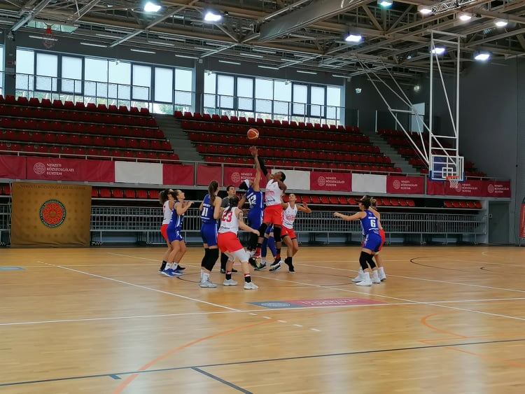 Cinci meciuri în cinci zile pentru fetele lui Boskovic