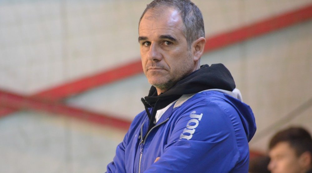 Opinie / Daciane, hai acasă!