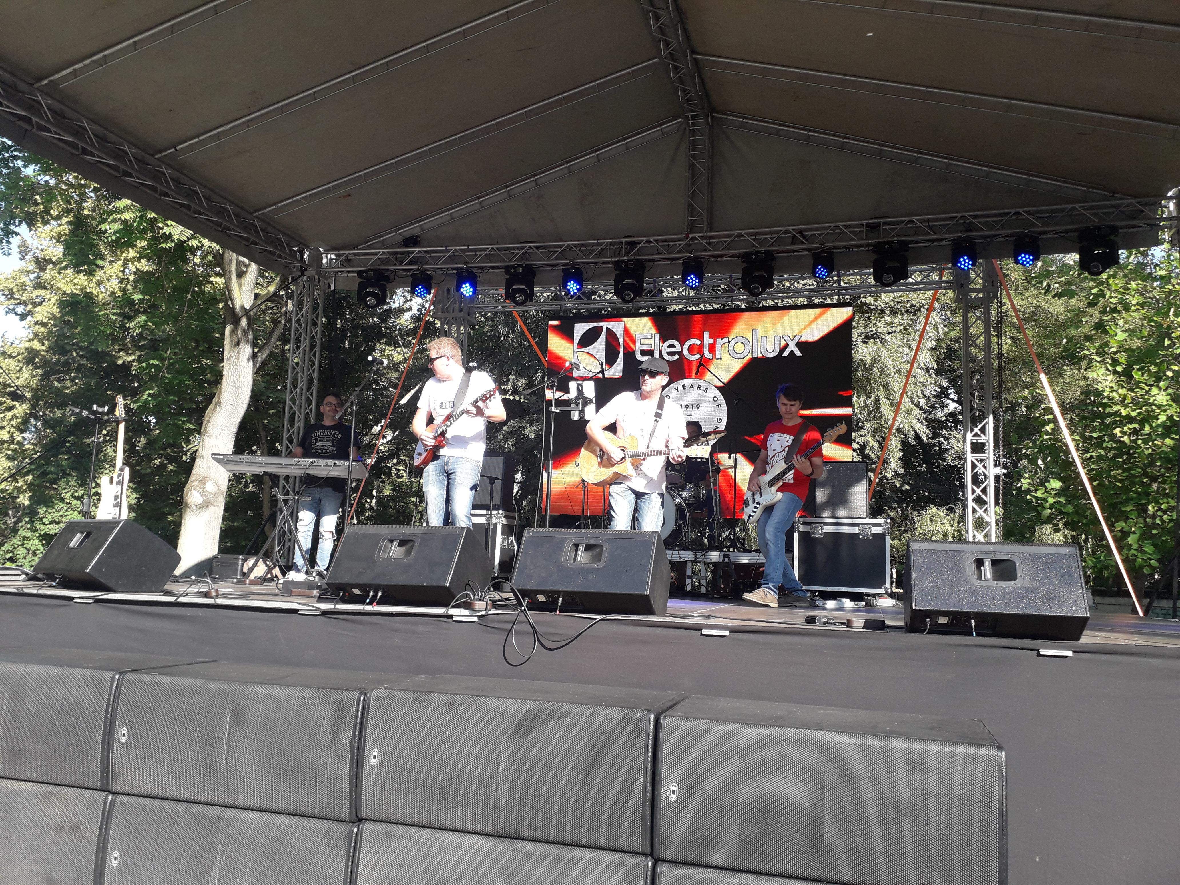 FOTO. Electrolux a împlinit 100 de ani. Celebrarea evenimentului, una deosebită