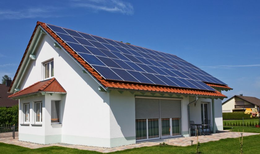 ATENŢIONARE! Programul Casa Verde FOTOVOLTAICE, lansat mâine. 90%, finanţare de la stat
