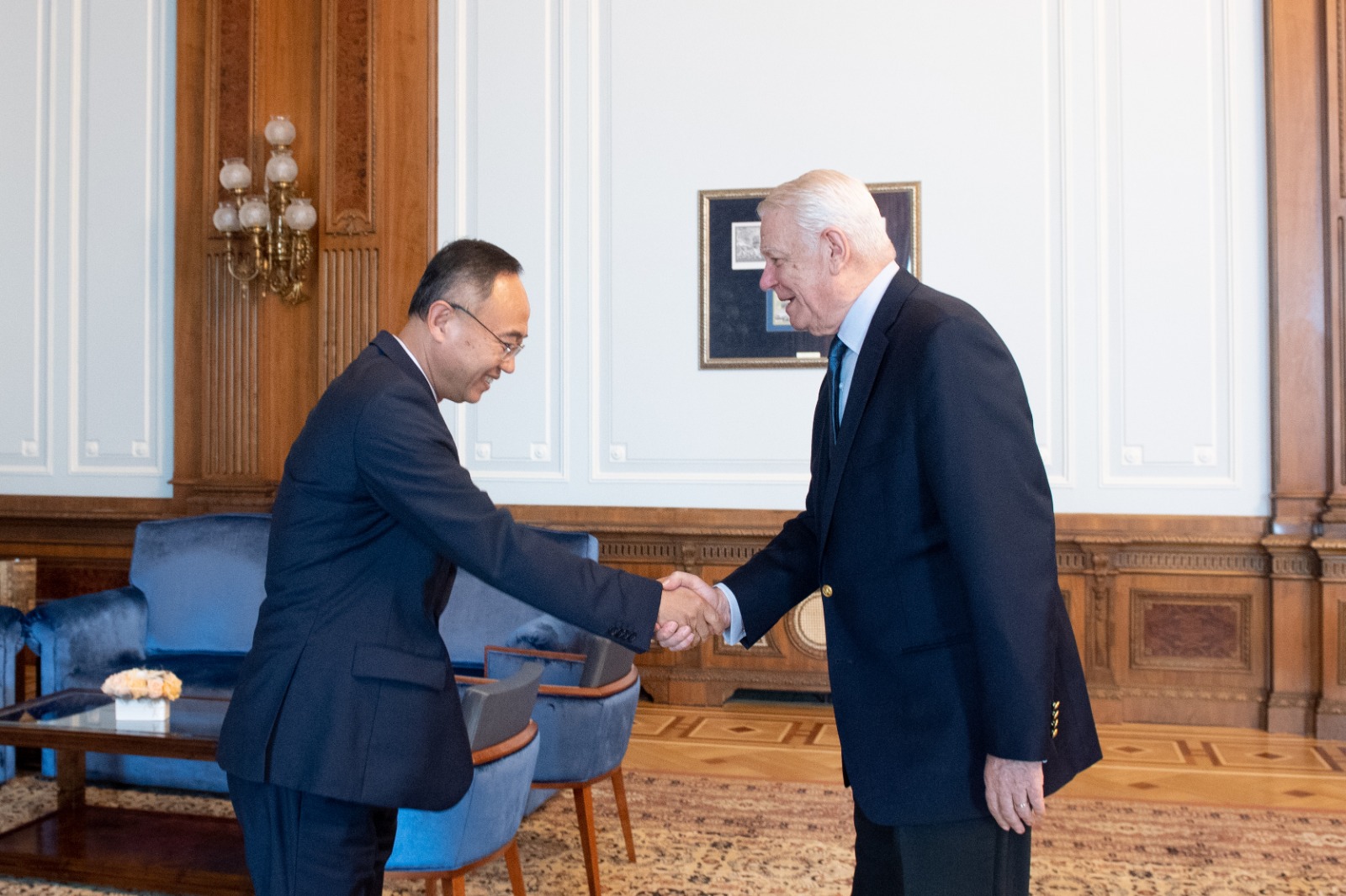 Teodor Meleşcanu, întrevedere cu ambasadorul Republicii Coreea în România, Kim Yong Ho