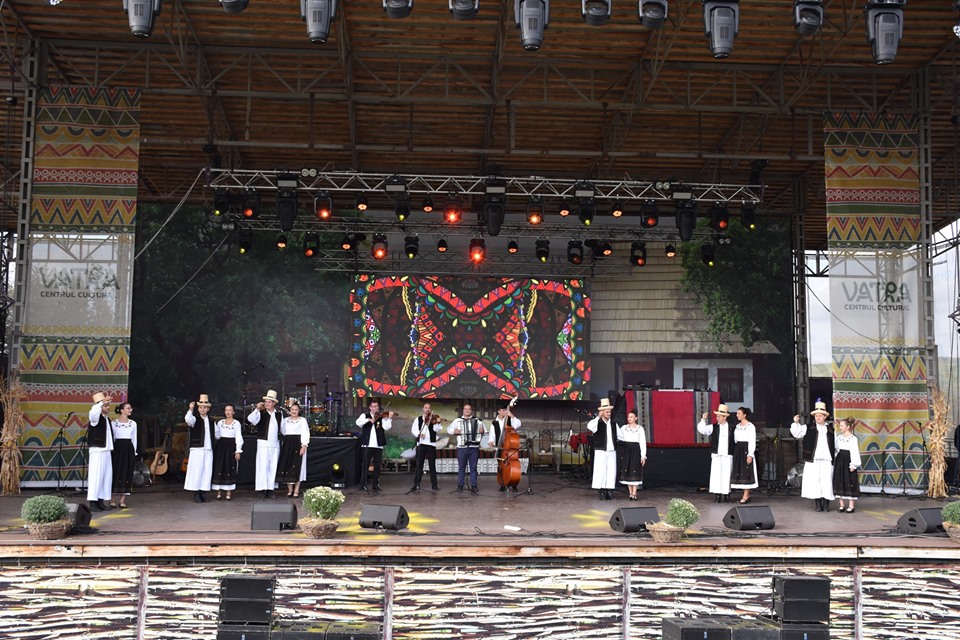 Sătmăreni prezenți la Festivalul “Vatra” din Republica Moldova