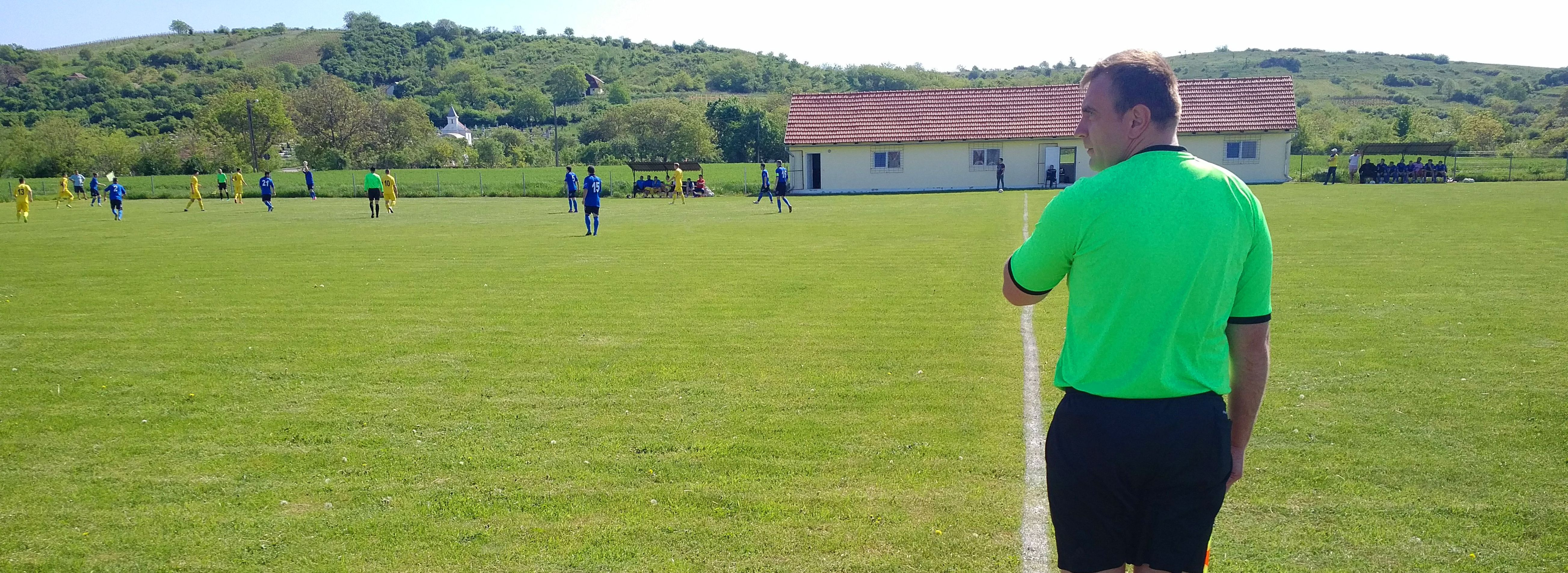 Se joacă în judeţ! Iar arbitrii sunt: