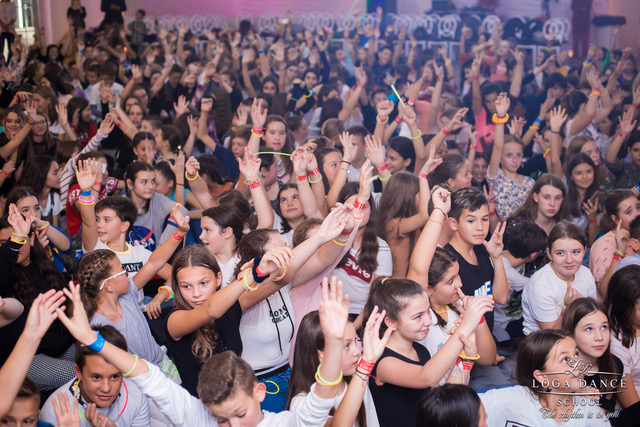 FOTO-GALERIE. Eveniment record cu 500 de elevi by Loga Dance School