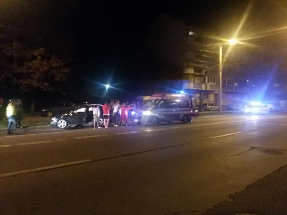 FOTOGALERIE. ACCIDENT CU VICTIMĂ. Un bărbat, RĂNIT