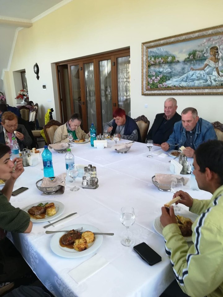 Bucurie făcută beneficiarilor de la Centrul Social de Urgență pentru Adulți - Adăpost de noapte