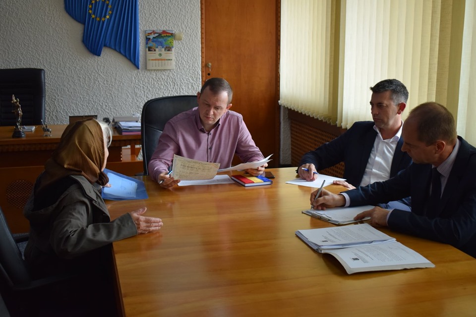 Șase sătmăreni, în audiență la Prefectură