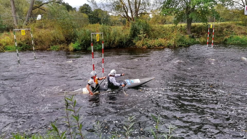 Caiac SMile Satu Mare, rezultate excelente la concurs internațional de caiac slalom în Cehia
