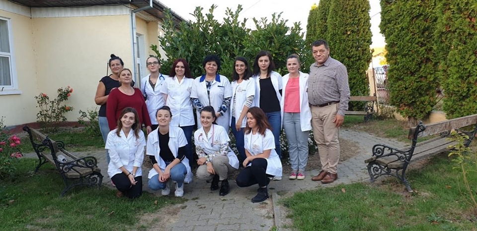 "Caravana cu medici" din Cluj Napoca, primită cu bucurie în comuna Homoroade