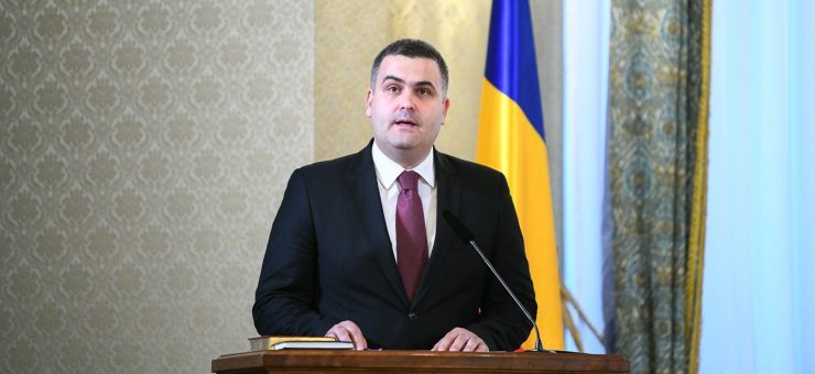 REPLICĂ: Ministrul Apărării, Gabriel Leş: “Olanda blochează intrarea României în Schengen pentru a nu-și periclita afacerile în portul Rotterdam”