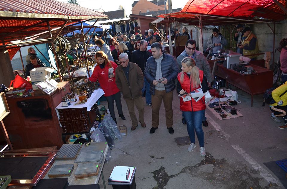 Echipa PSD a stat de vorbă azi cu sătmărenii în Piața de Vechituri