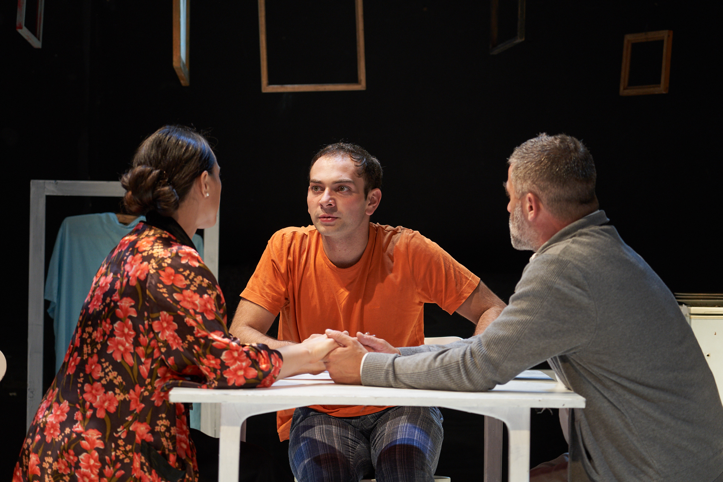 ETERNA REÎNTOARCERE, se reia duminică la Sala Studio a Teatrului de Nord Satu Mare