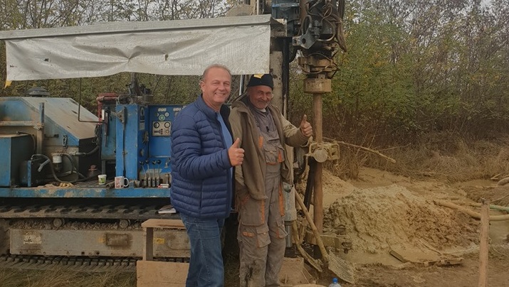 Forajul care va alimenta cu apă potabilă Gerăușa a fost realizat cu succes