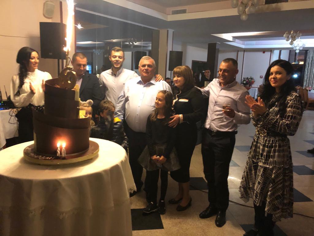 ANIVERSARE / Omul de afaceri Mihai Crişan a împlinit 60 de ani