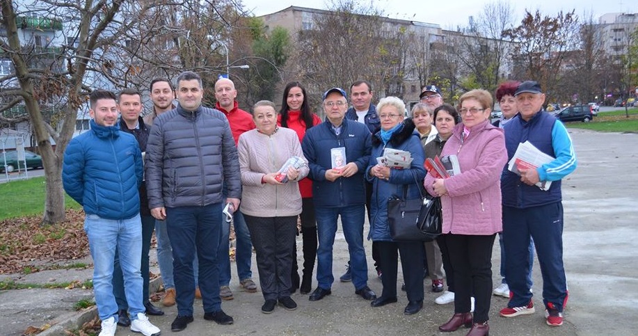 FOTOGALERIE. Sătmărenii din Micro 17s-au săturat de DISPREȚ și AROGANȚĂ. Votează VIORICA DĂNCILĂ