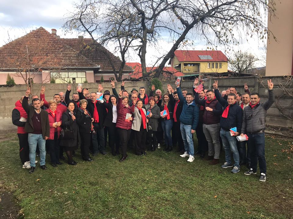 FOTOGALERIE. Duminică, oșenii și negreștenii VOTEAZĂ cu inima VIORICA DĂNCILĂ