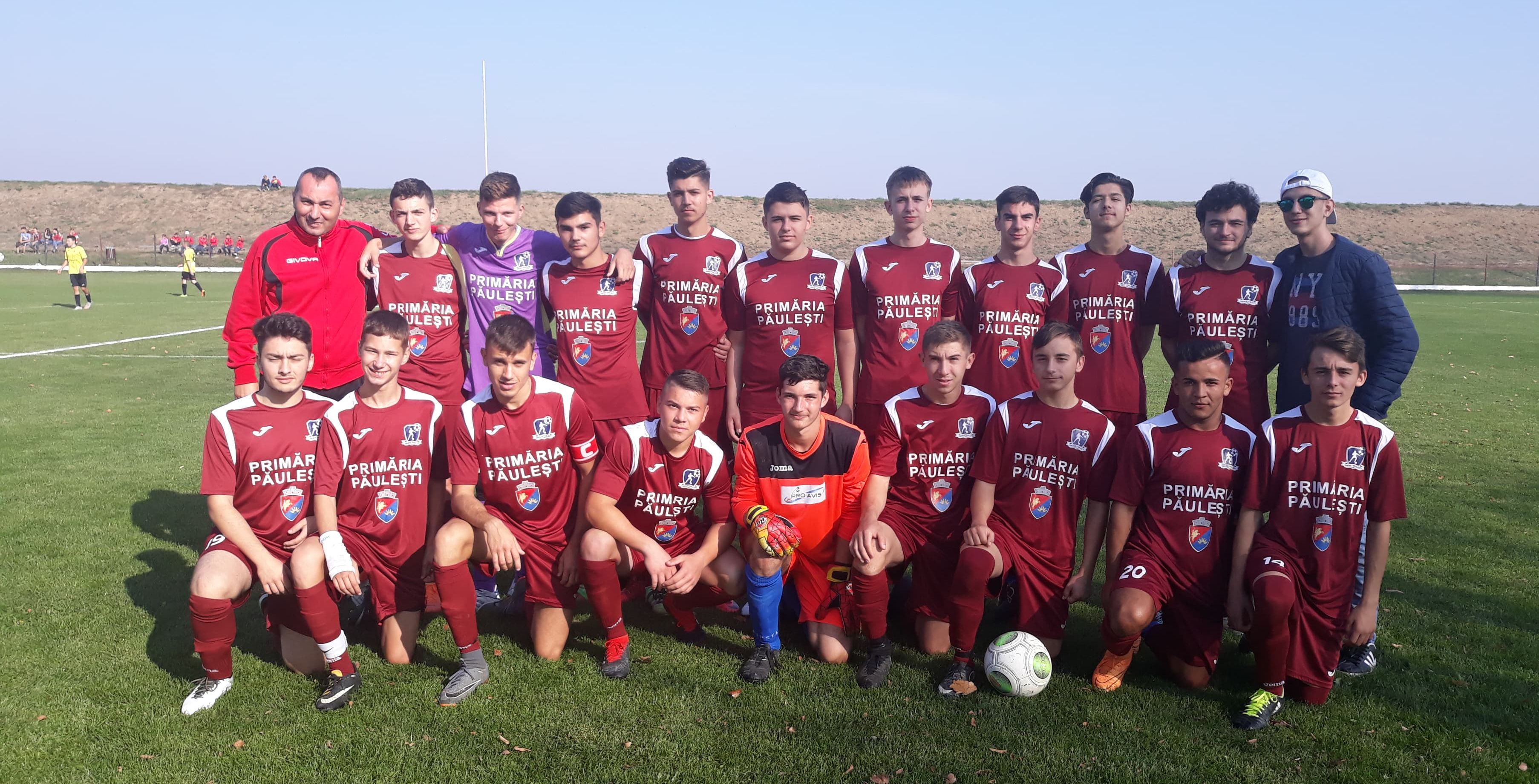 Ciprian Hriţiu şi băieţii Păuleştiului, campioni de toamnă!