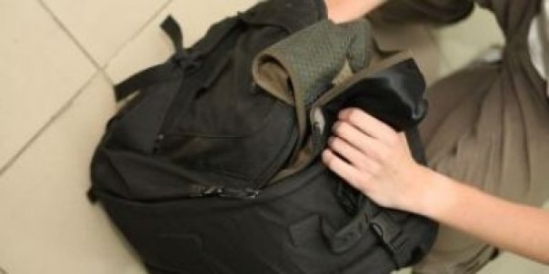 A tâlhărit o femeie, dar a fost prins de polițiști