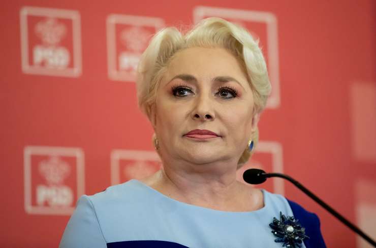 Dăncilă: Astăzi s-a desăvârşit operaţiunea ilegitimă de confiscare  a puterii executive de către preşedintele României