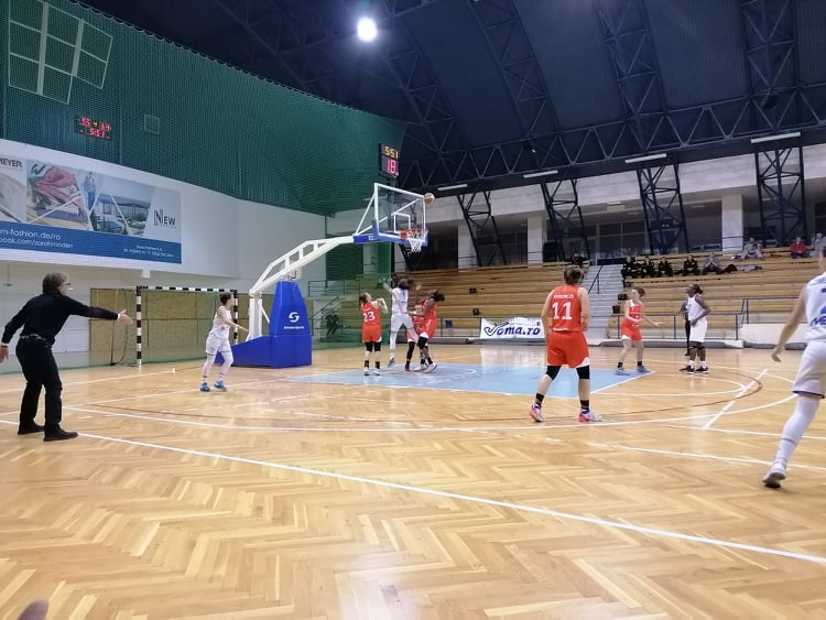 S-au trezit abia în sfertul patru