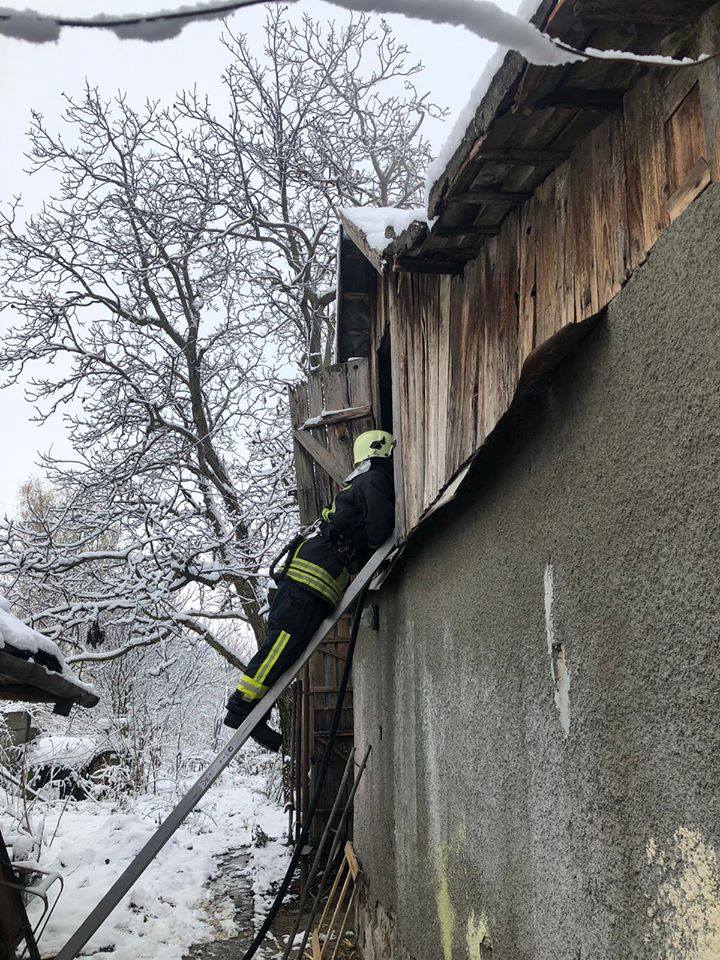 Incendiu la o casă de pe Drumul Careiului