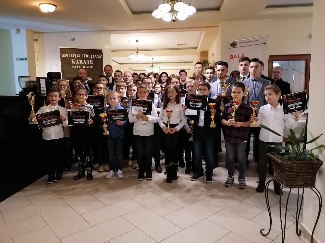 Magos Robert Patrick - Sportivul Anului  la Asociația Județeană de Karate Satu Mare