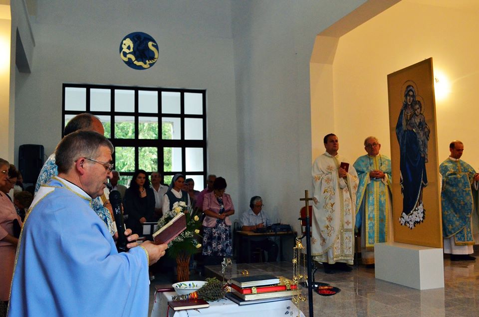 Inedit! REVELION la biserică. În Carpati I.